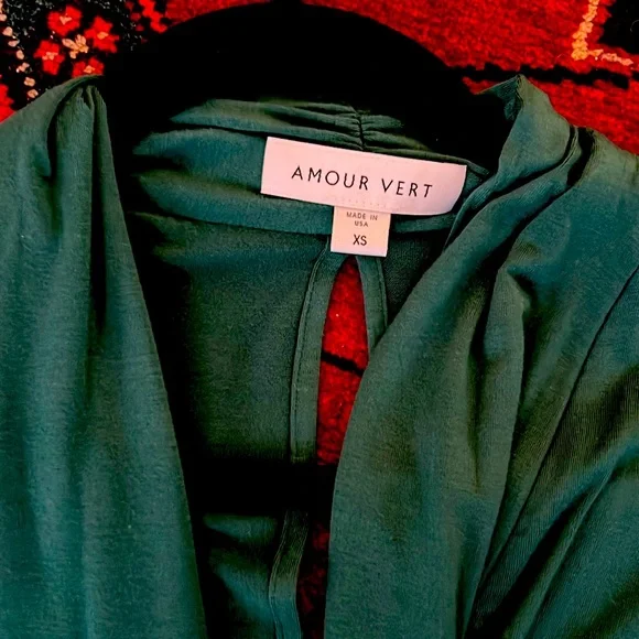 Amour Vert Dream Knit Top, Size XS emerald green - Picture 2 of 5